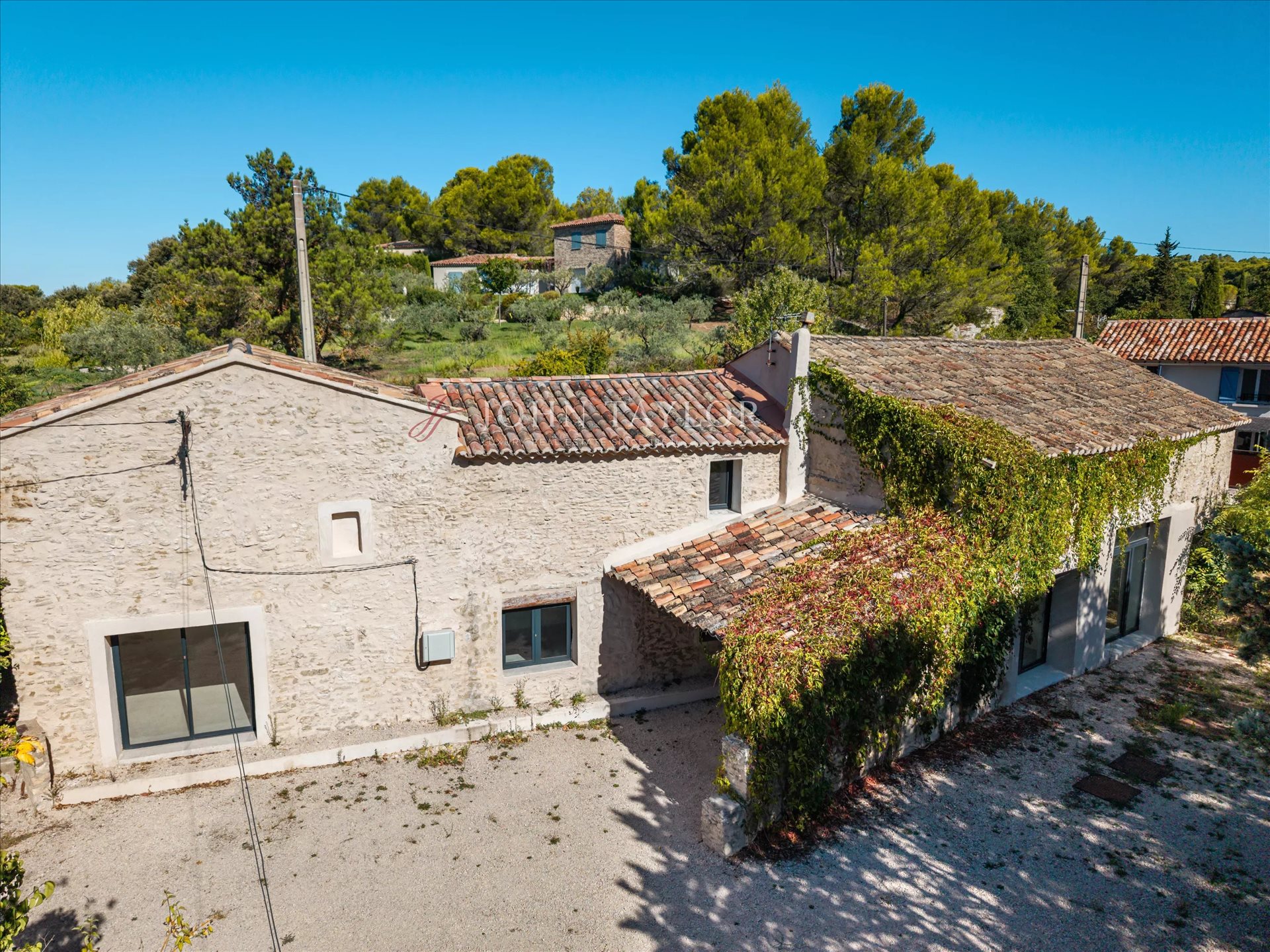 Maison à vendre, 216m², L'Isle-sur-la-Sorgue