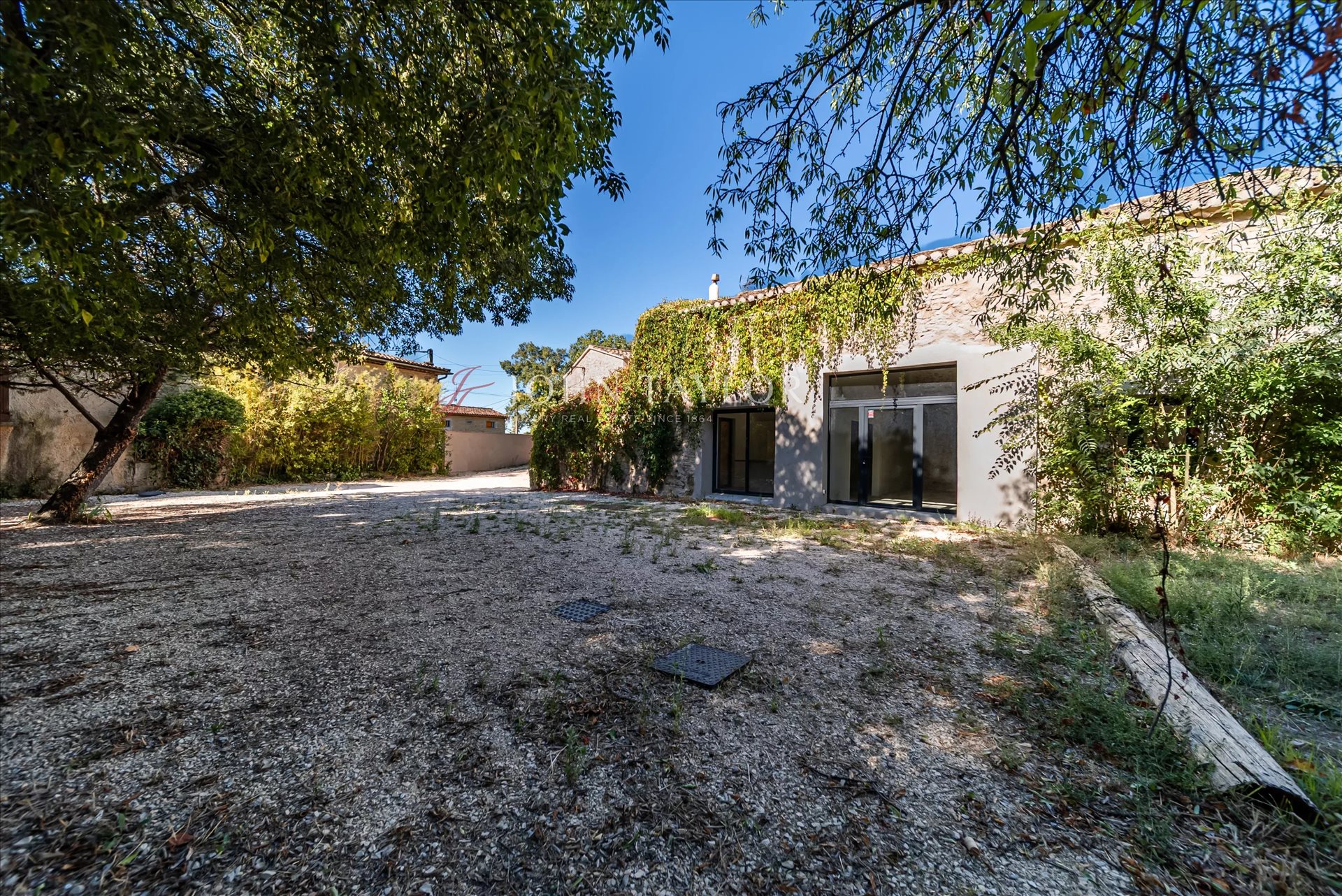 Maison à vendre, 216m², L'Isle-sur-la-Sorgue