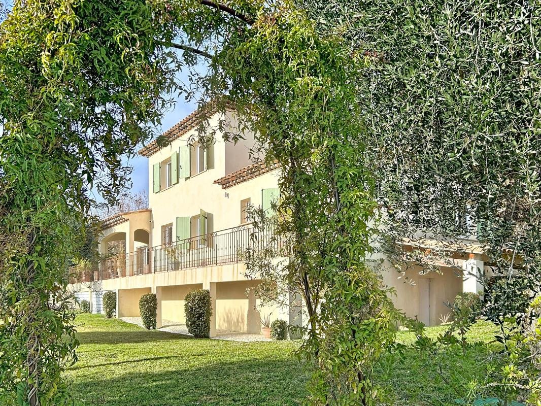 Maison à vendre, 164m², Gattières