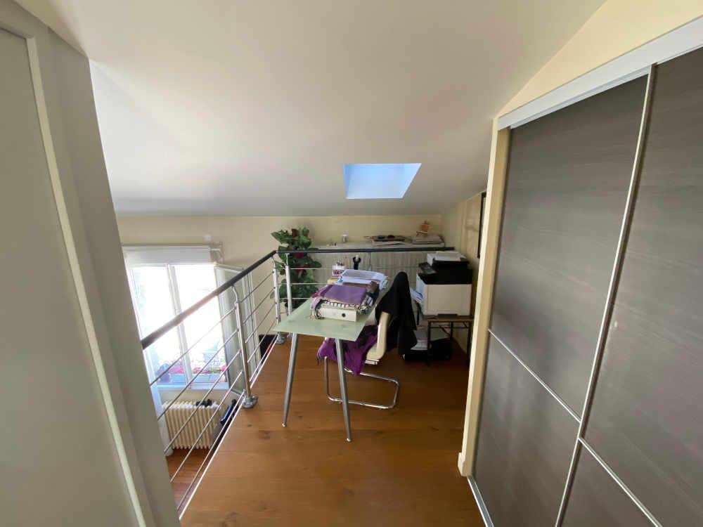 **Charming independent townhouse with garage - Fondaudège district – Bordeaux** - Mehr