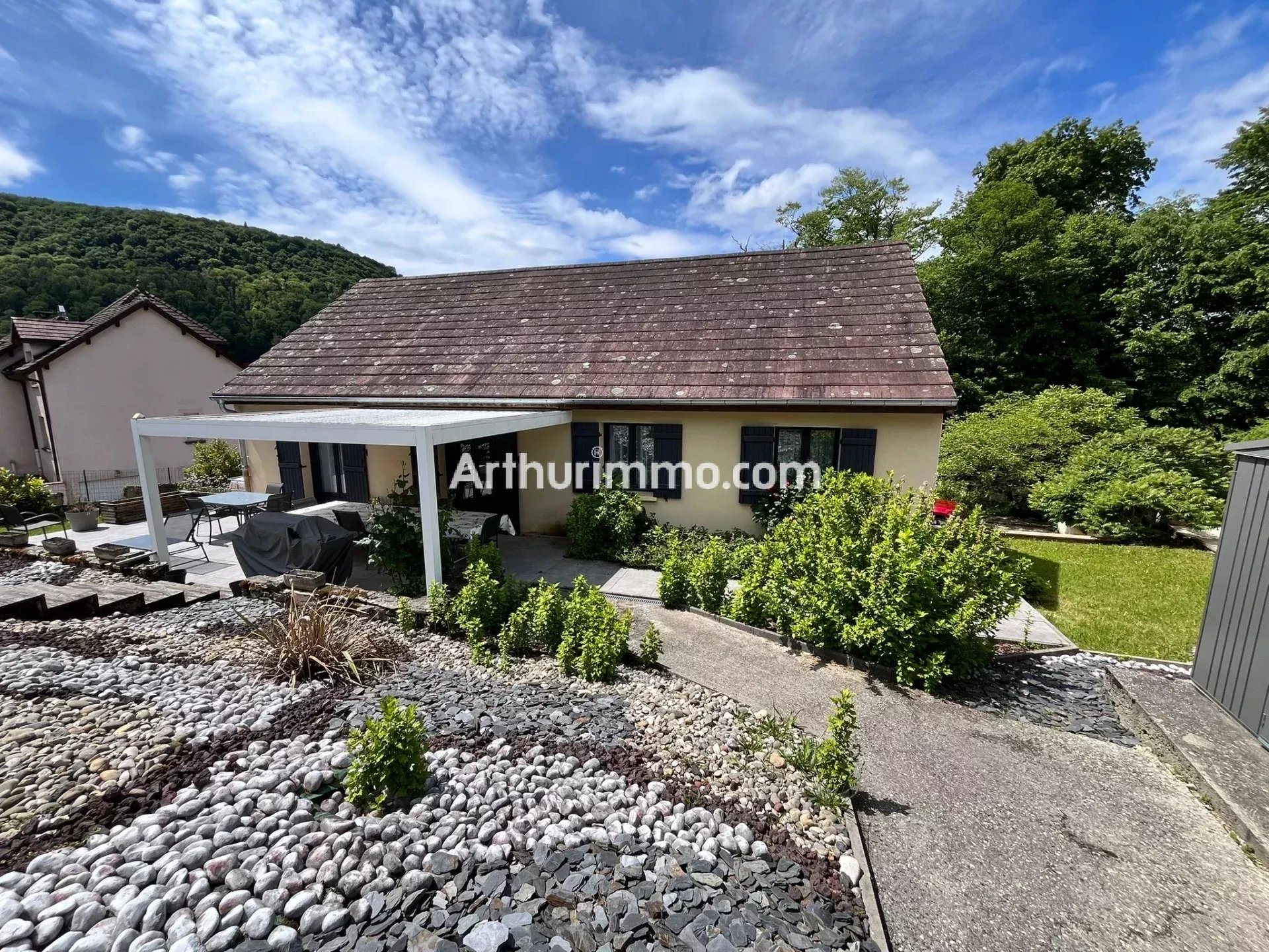 Maison à vendre, 116m², Conliège