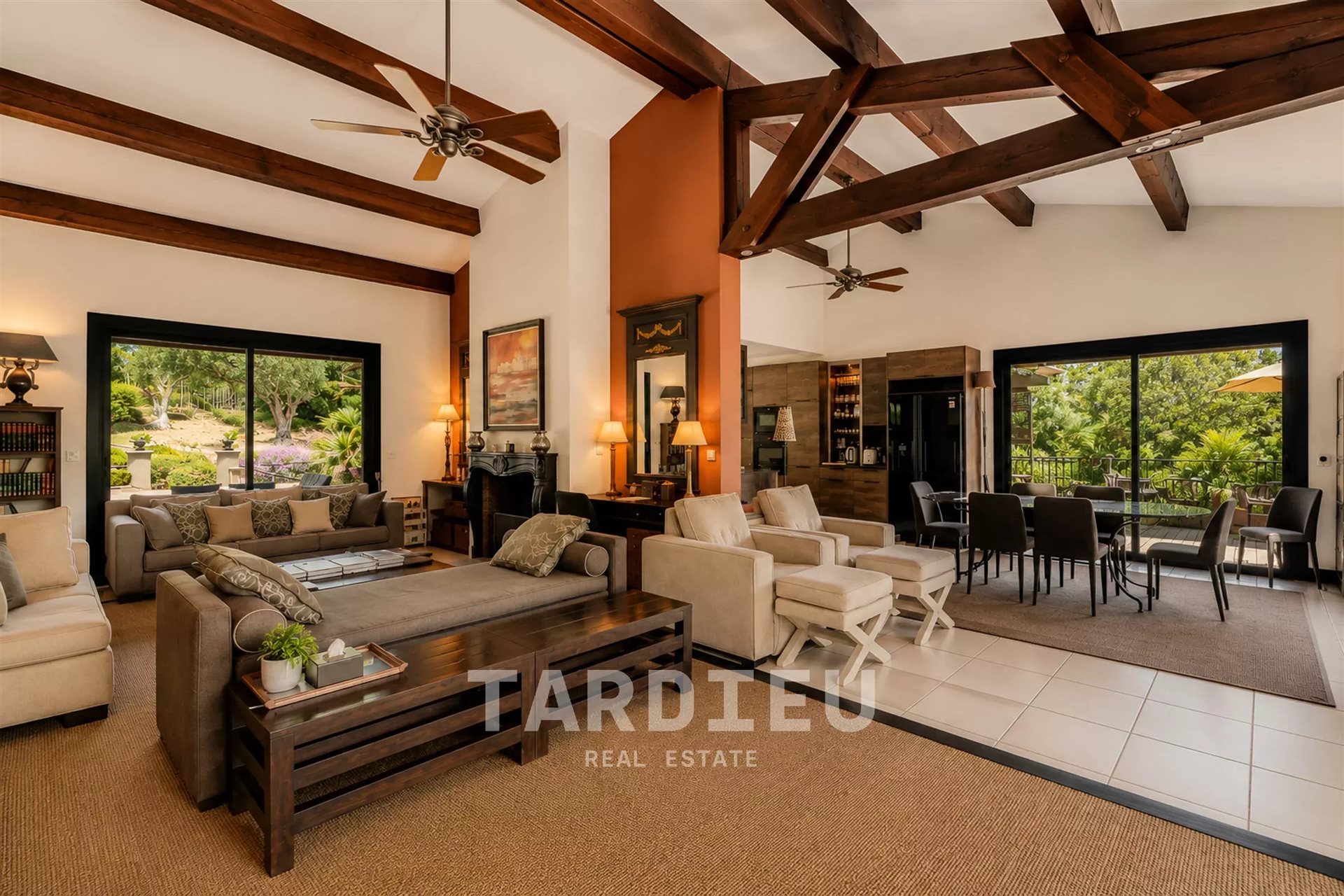 Maison à vendre, 178m², Gassin