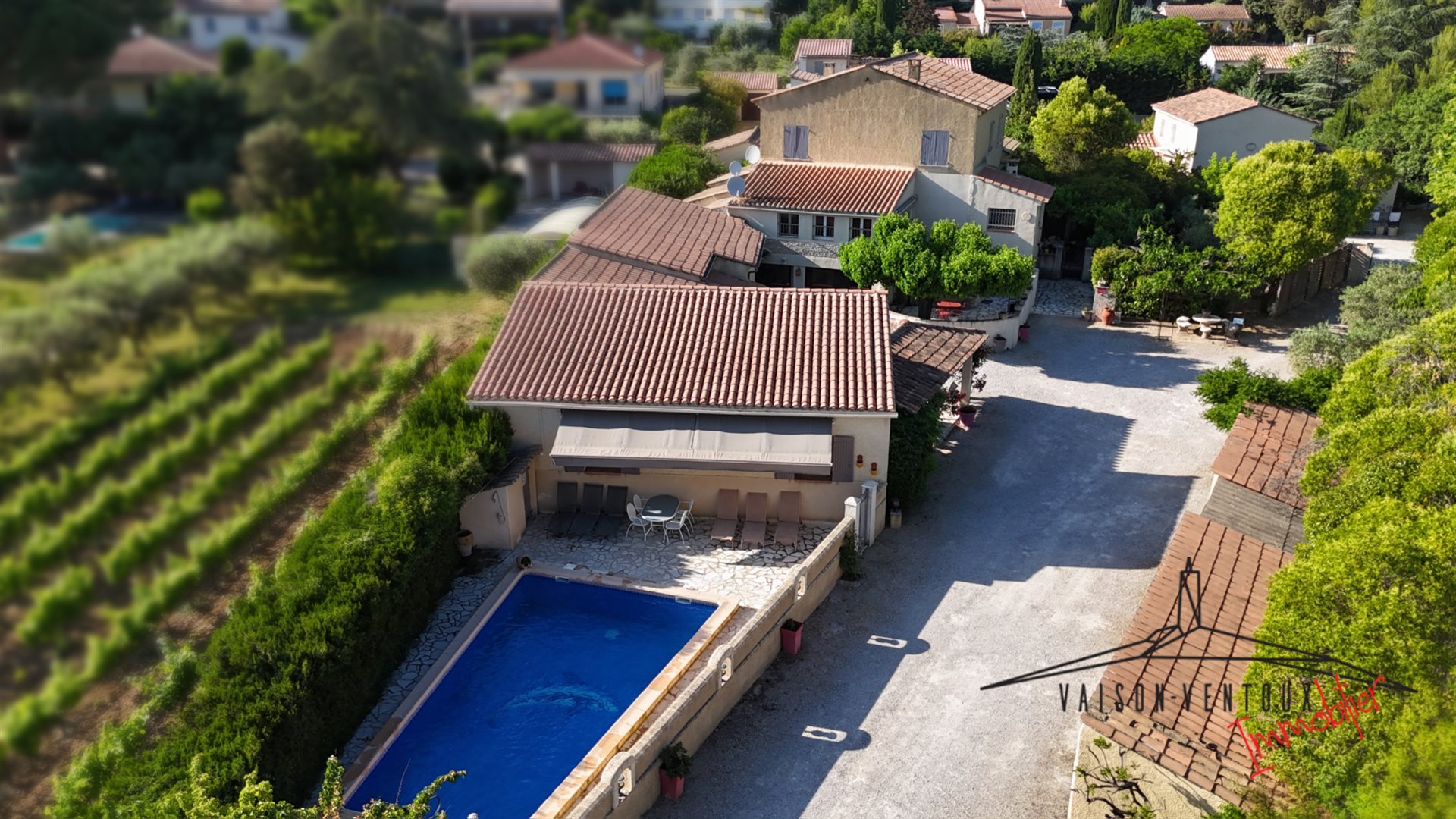 Maison à vendre, 380m², Sablet