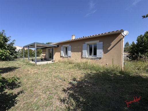 Maison 5 pièces 104 m² · à Vaison-la-Romaine · 104 m² · 372 000 €