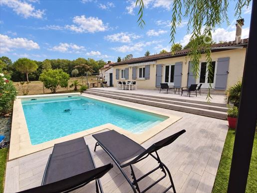Maison 5 pièces 108 m² · à Montguyon · 108 m² · 208 000 €