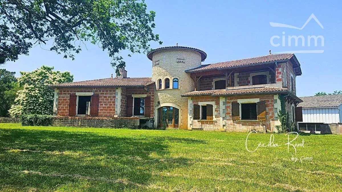 Maison à vendre, 225m², Montendre