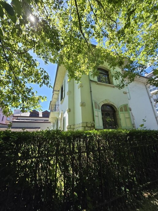 Maison 593 m² · à Annecy · 593 m² · 3 726 000 €
