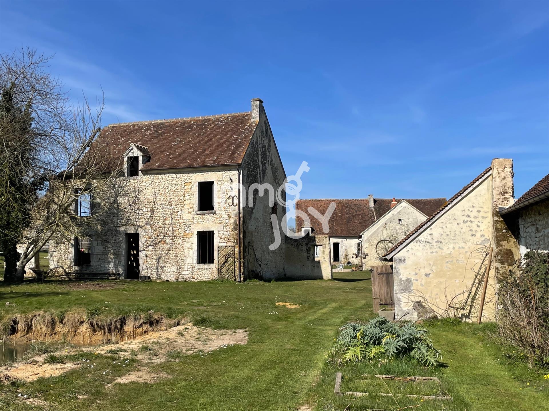 Maison à vendre, 480m², Saint-Mard-de-Réno