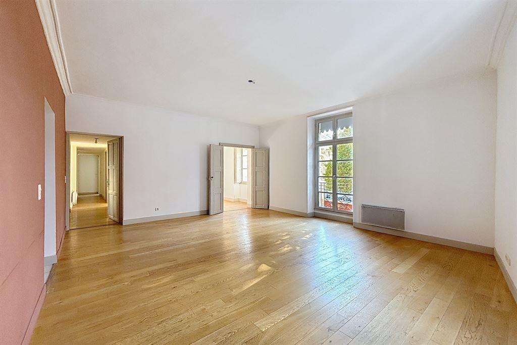 Appartement à vendre, 126m², Nîmes