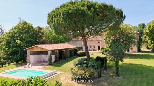 Maison 9 pièces 358 m² · à Lavaur · 358 m² · 845 000 €