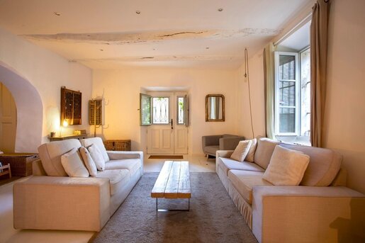 Maison 3 pièces 105 m² · à Grasse · 105 m² · 385 000 €