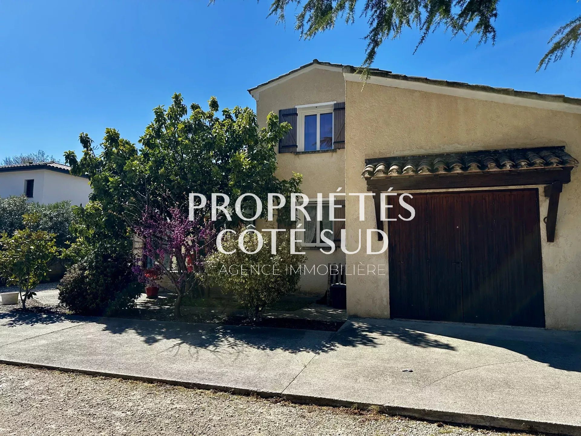 Maison à vendre, 241m², Saint-Geniès-de-Comolas