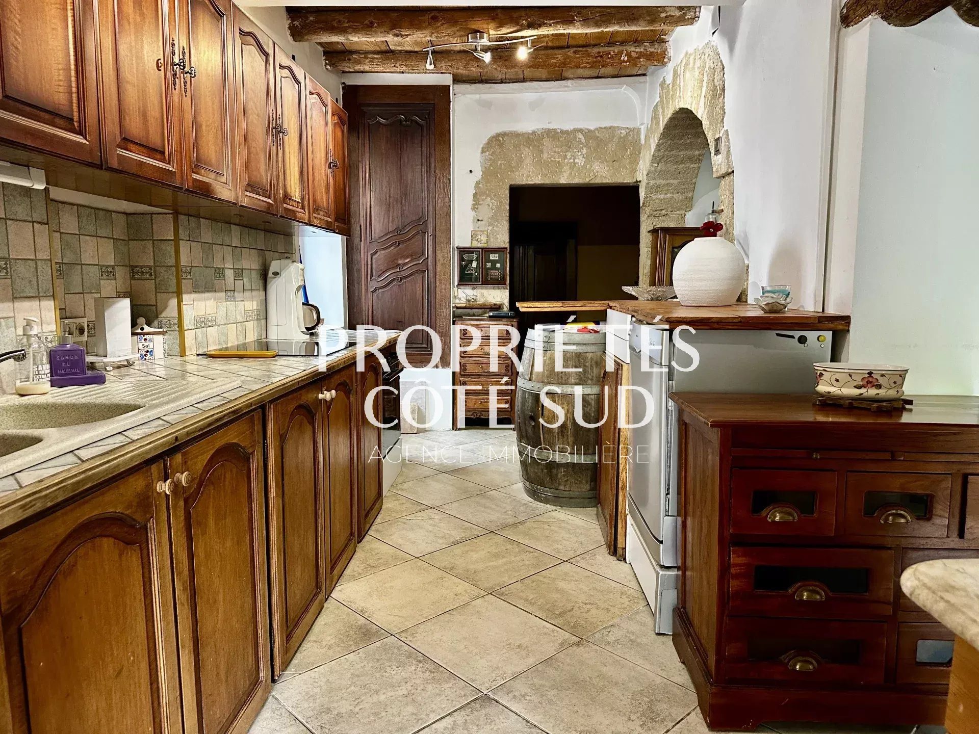 Maison à vendre, 125m², Saint-Geniès-de-Comolas