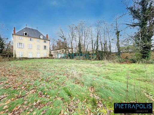 Appartement 5 pièces 127 m² · à Saint-Georges-de-Reneins · 127 m² · 110 000 €