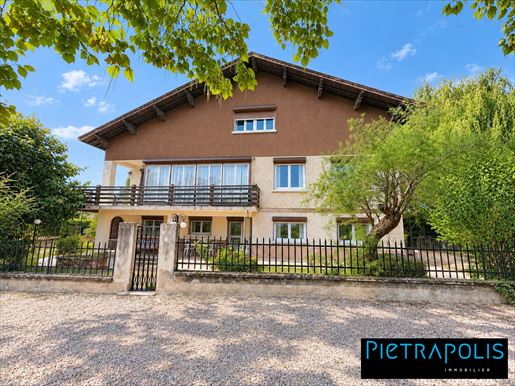 Maison 7 pièces 195 m² · à Arnas · 195 m² · 350 000 €