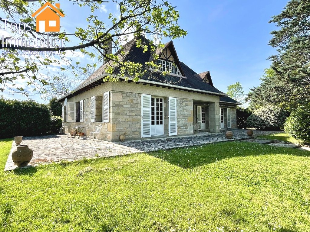 Maison à vendre, 228m², Villefranche-de-Rouergue
