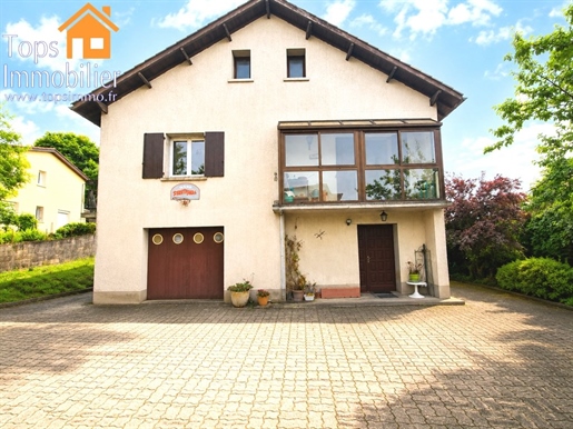 Maison 8 pièces 155 m² · à Villefranche-de-Rouergue · 155 m² · 169 000 €