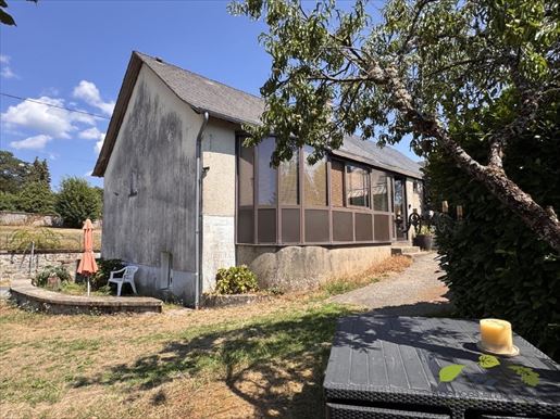 5 pièces 67 m² · à Chamberet · 67 m² · 93 500 €