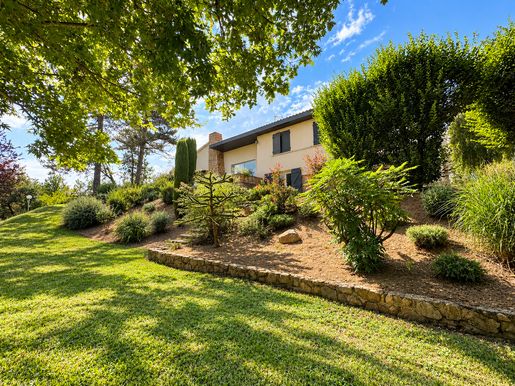 Maison 10 pièces 232 m² · à Saint-Clair · 232 m² · 448 000 €