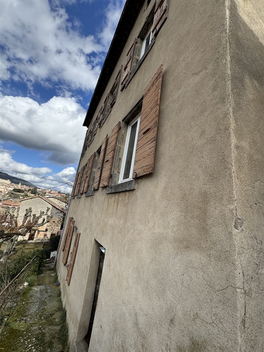 Immeuble 4 pièces 164 m² · à Annonay · 164 m² · 99 000 €