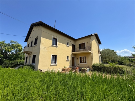 Maison 10 pièces 270 m² · à Le Péage-de-Roussillon · 270 m² · 330 000 €