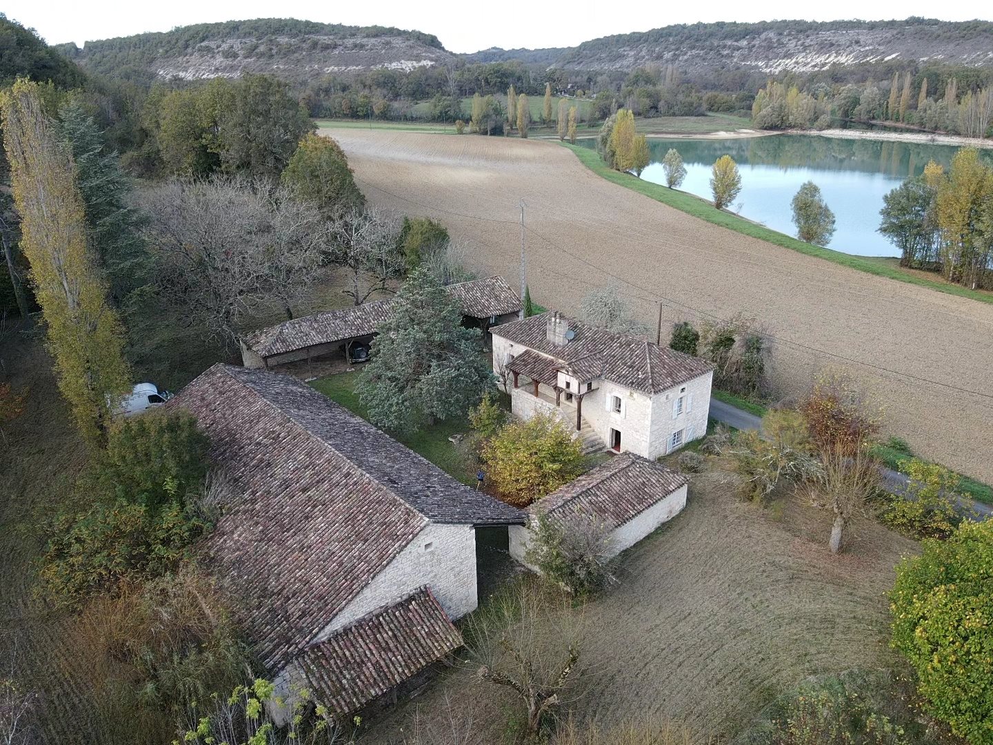 Maison à vendre, 150m², Lendou-en-Quercy