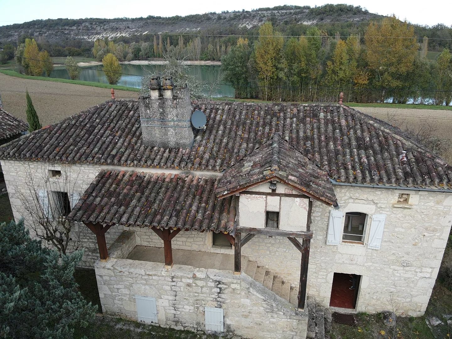 Maison à vendre, 150m², Lendou-en-Quercy