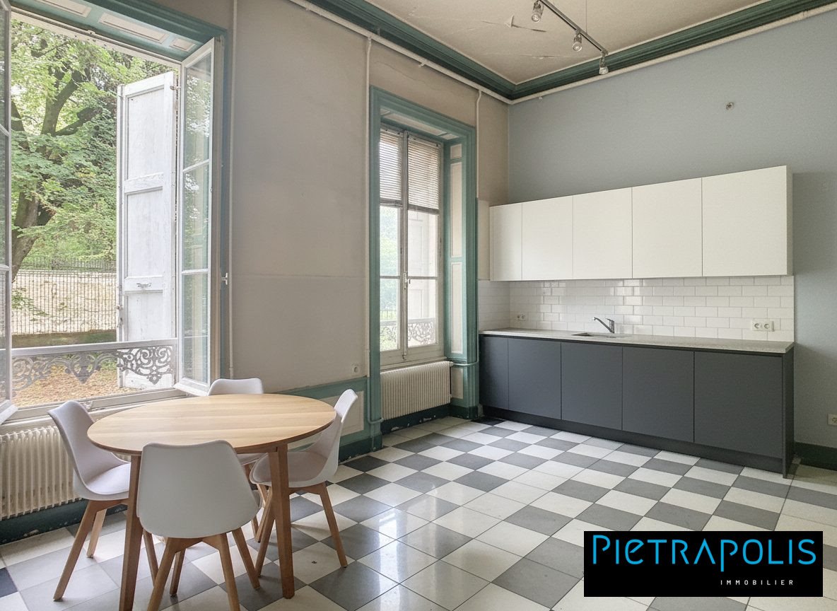 Appartement à vendre, 136m², Saint-Georges-de-Reneins