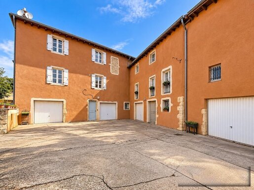 Appartement 3 pièces 91 m² · à Jassans-Riottier · 91 m² · 195 000 €