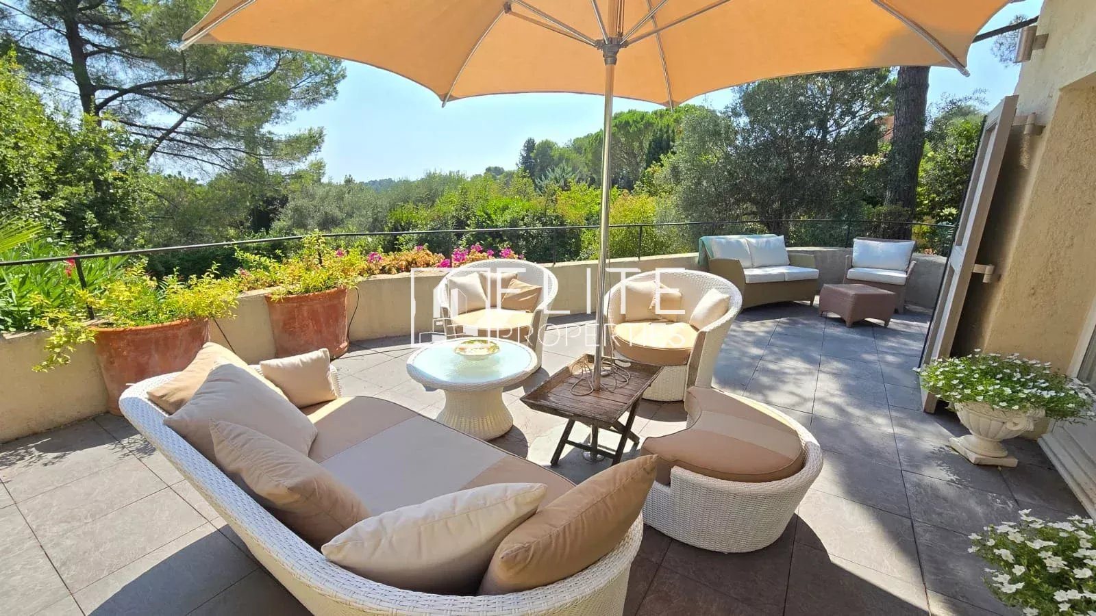 Maison à vendre, 193m², Mouans-Sartoux