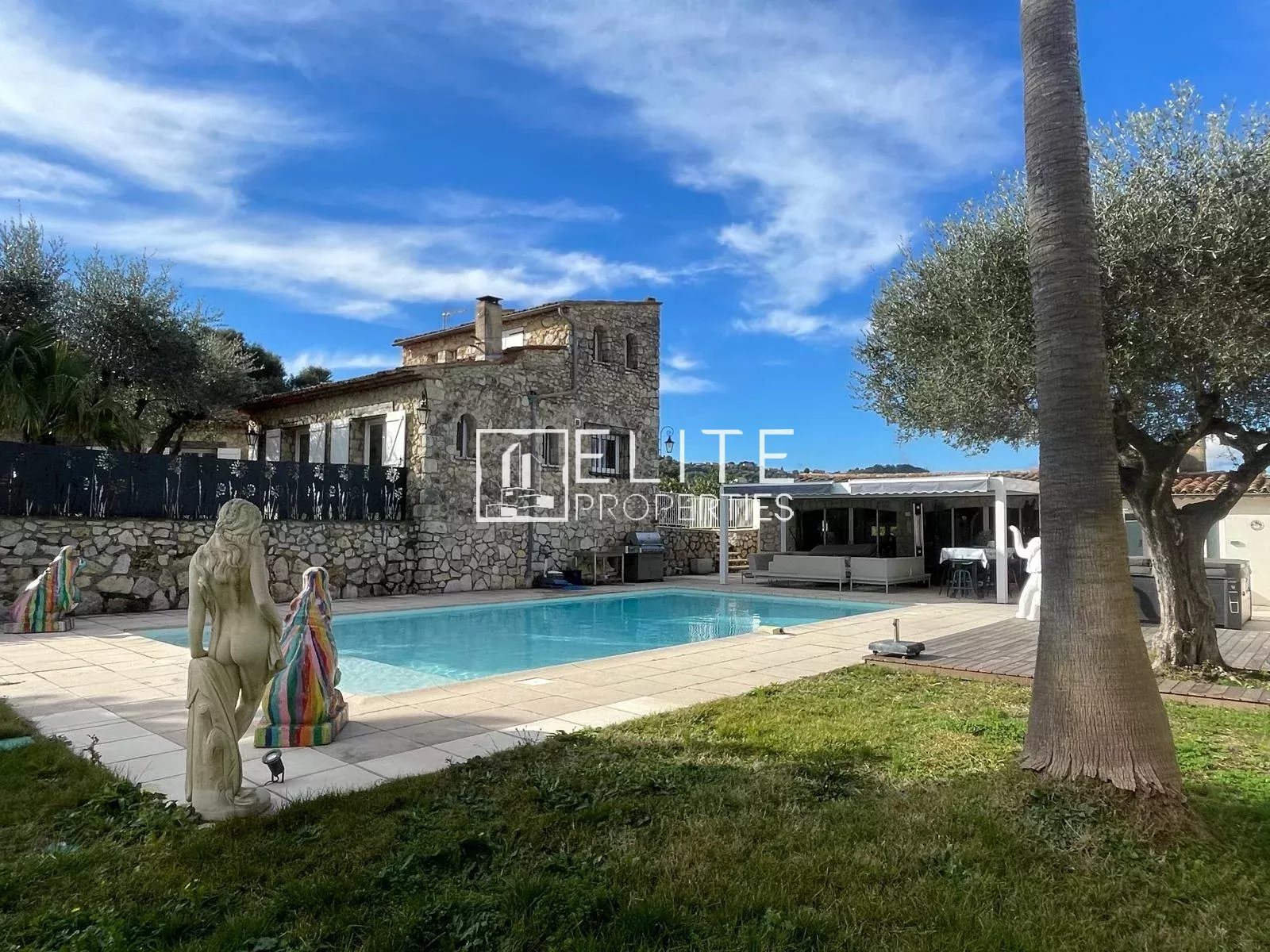 Maison à vendre, 180m², Tanneron