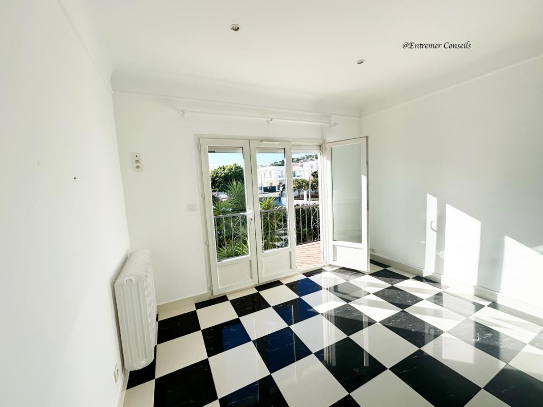 Maison à vendre, 194m², Villeneuve-Loubet