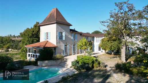 Maison 13 pièces 310 m² · à Nérac · 310 m² · 658 000 €
