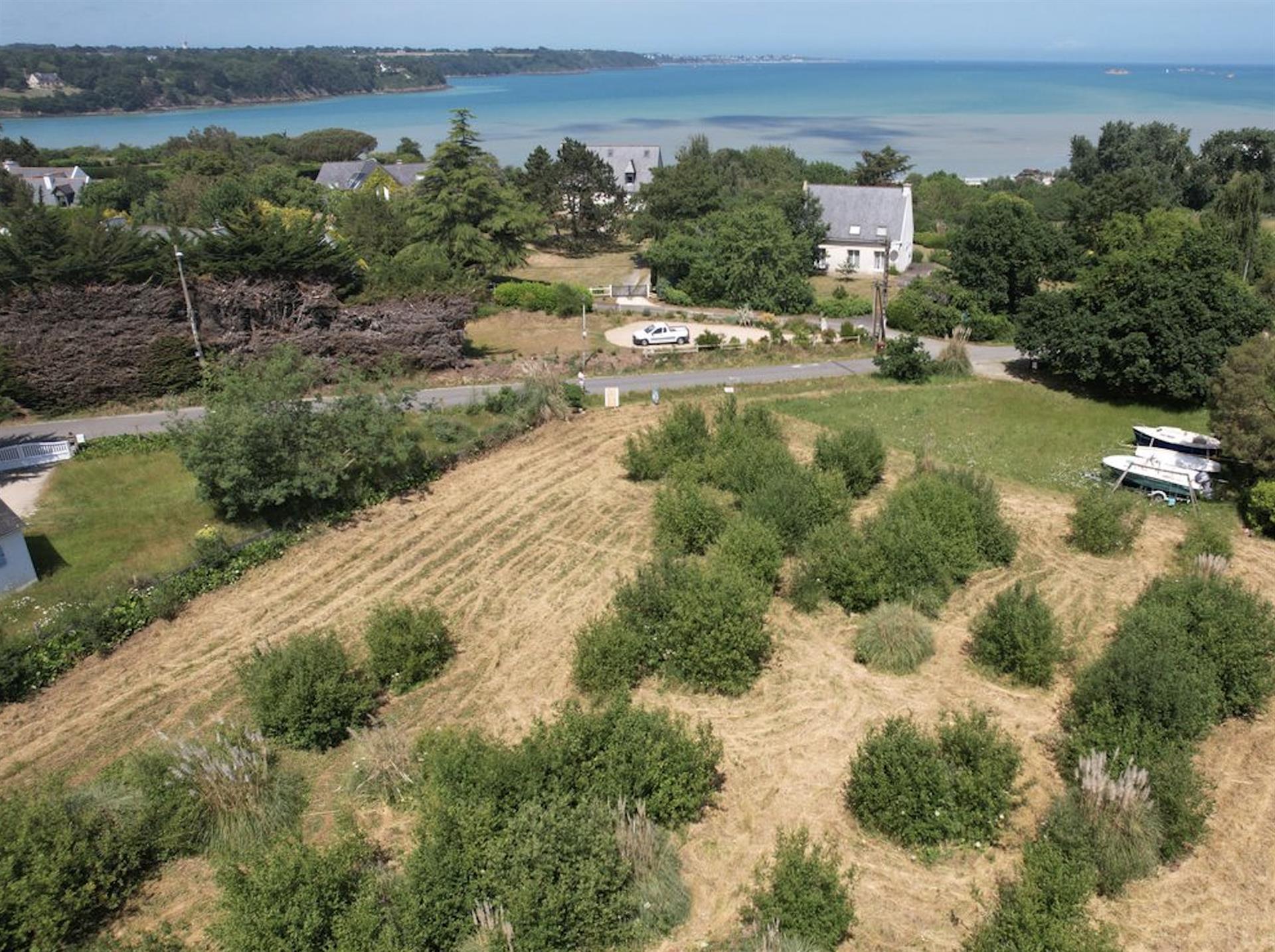 Terrain 494 m² · à Saint-Jacut-de-la-Mer · 255 000 €