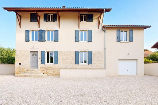 Maison 5 pièces 200 m² · à Saint-Savin · 200 m² · 429 000 €