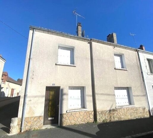 Maison 3 pièces 94 m² · à Buzançais · 94 m² · 50 000 €