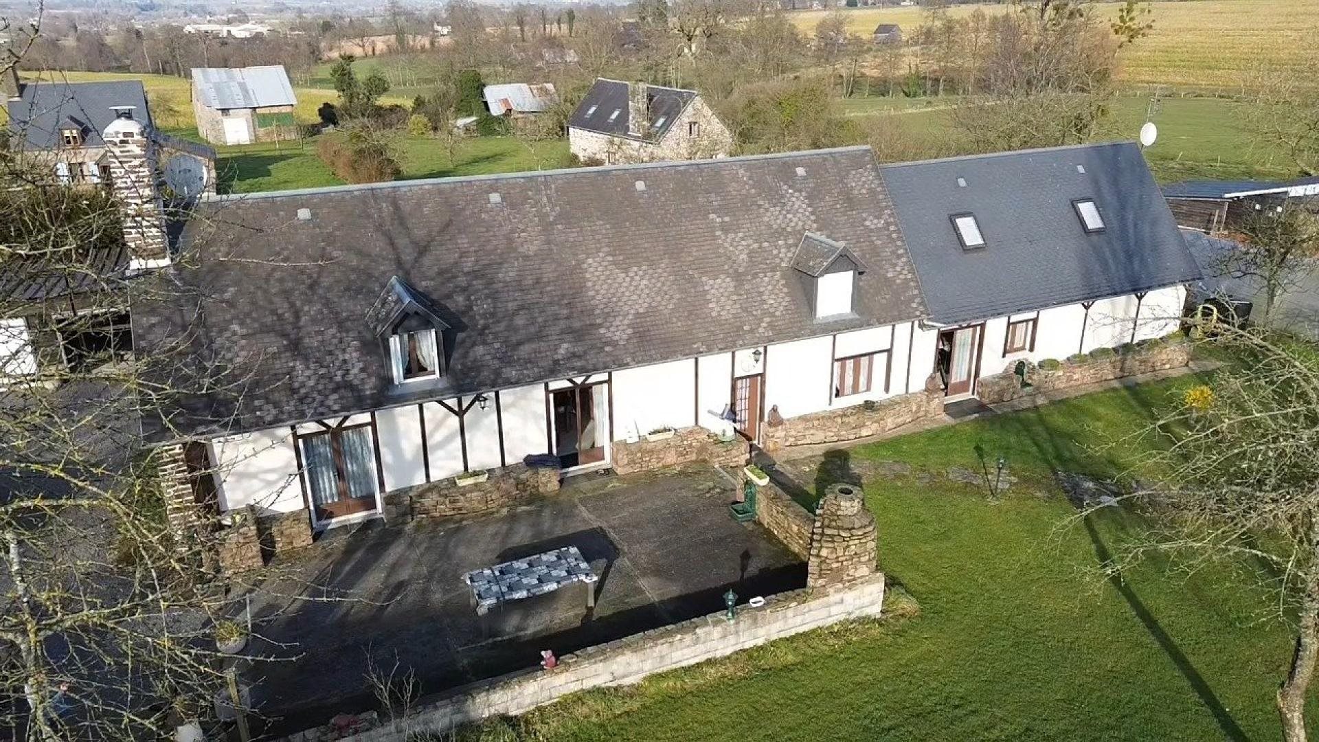 Maison à vendre, 178m², Brécey