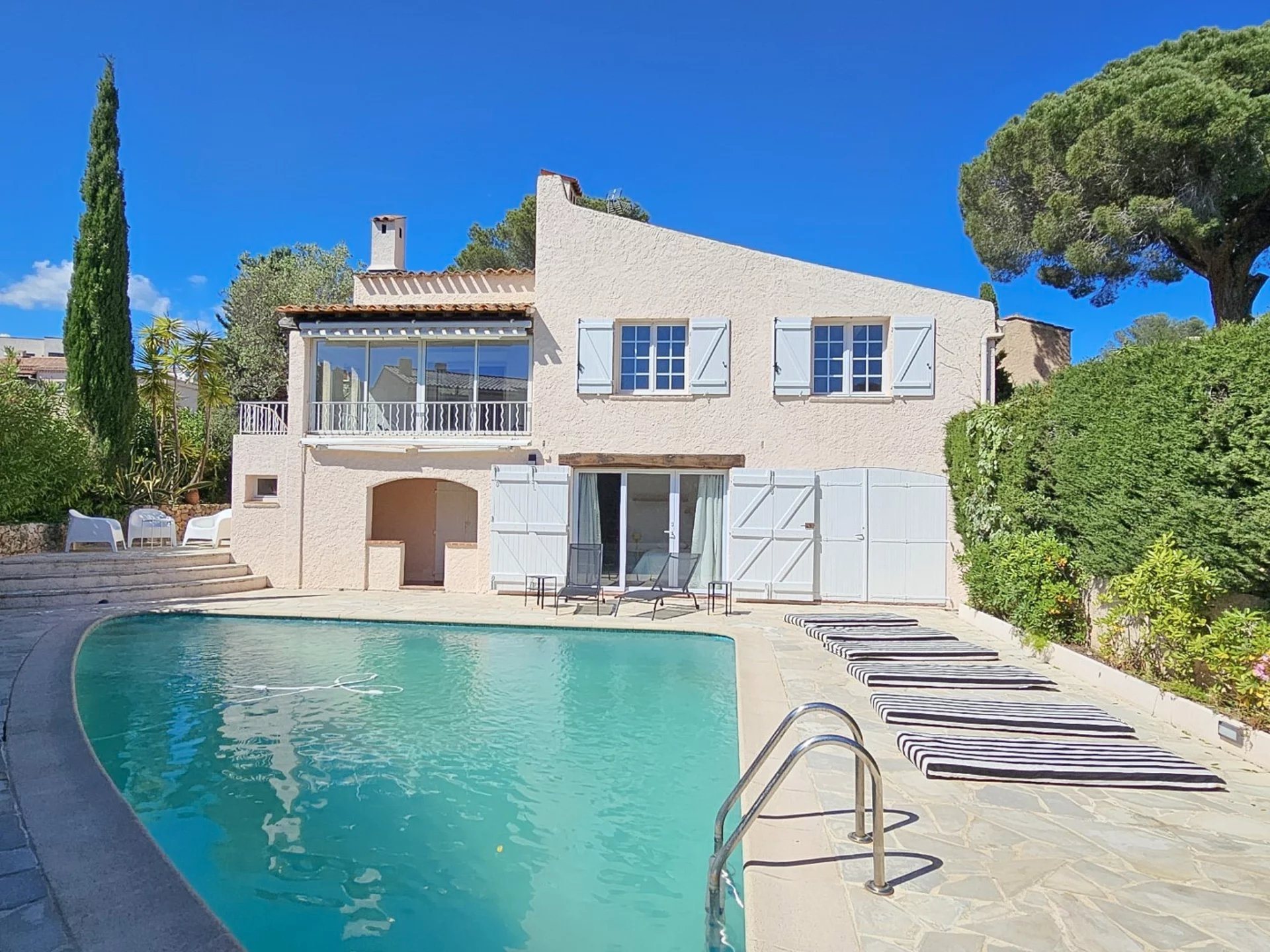 Maison à vendre, 180m², Saint-Raphaël
