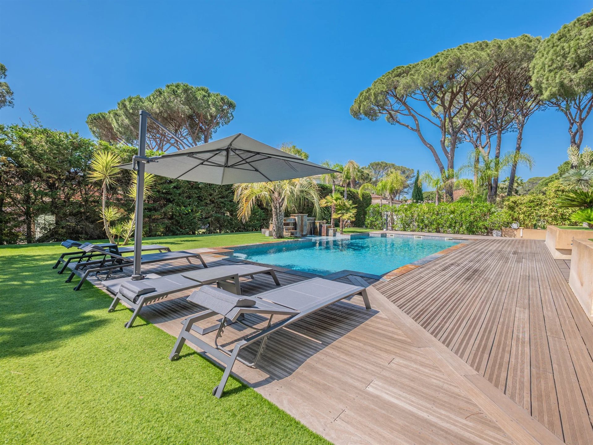 Maison à vendre, 300m², Saint-Raphaël