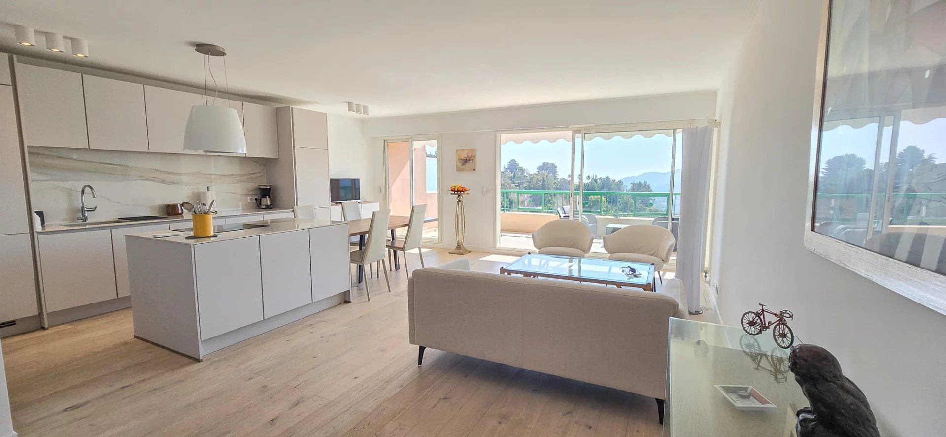 Appartement à vendre, 101m², Mandelieu-la-Napoule