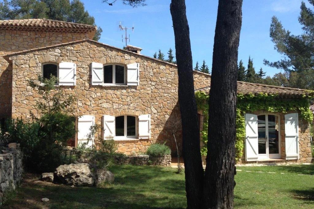 Maison à vendre, 300m², Bagnols-en-Forêt