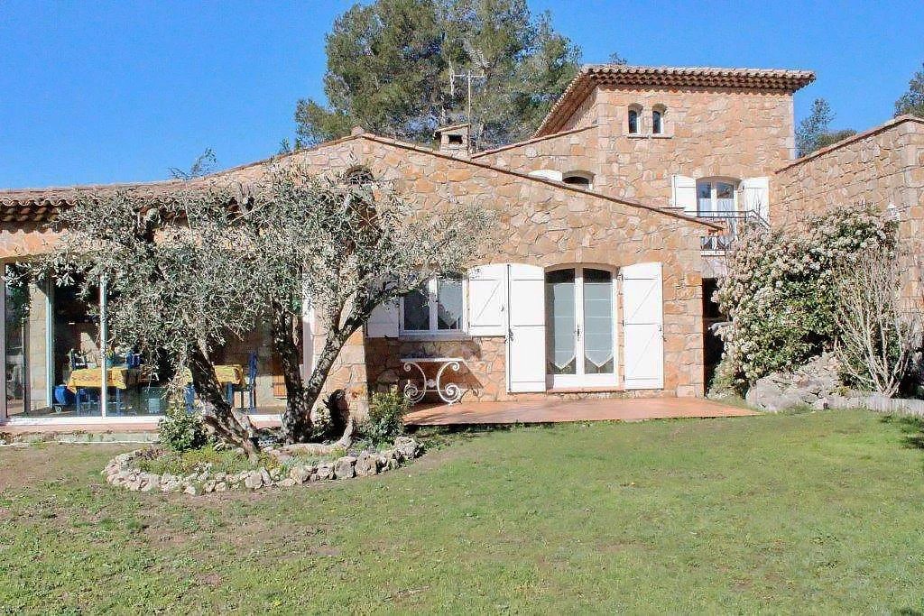 Maison à vendre, 300m², Bagnols-en-Forêt