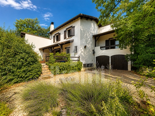 Maison 6 pièces 140 m² · à Saint-Rambert-d'Albon · 140 m² · 330 000 €