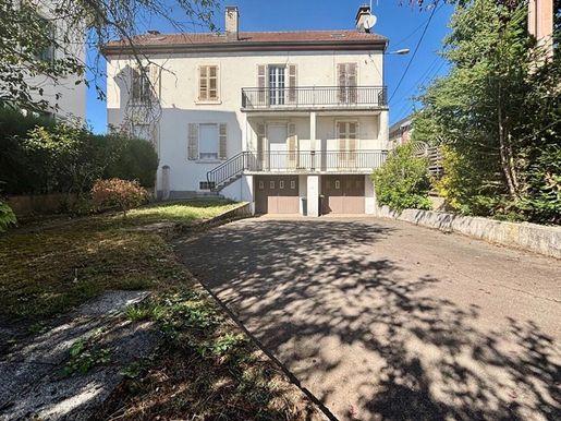 Immeuble 192 m² · à Montbéliard · 192 m² · 229 900 €