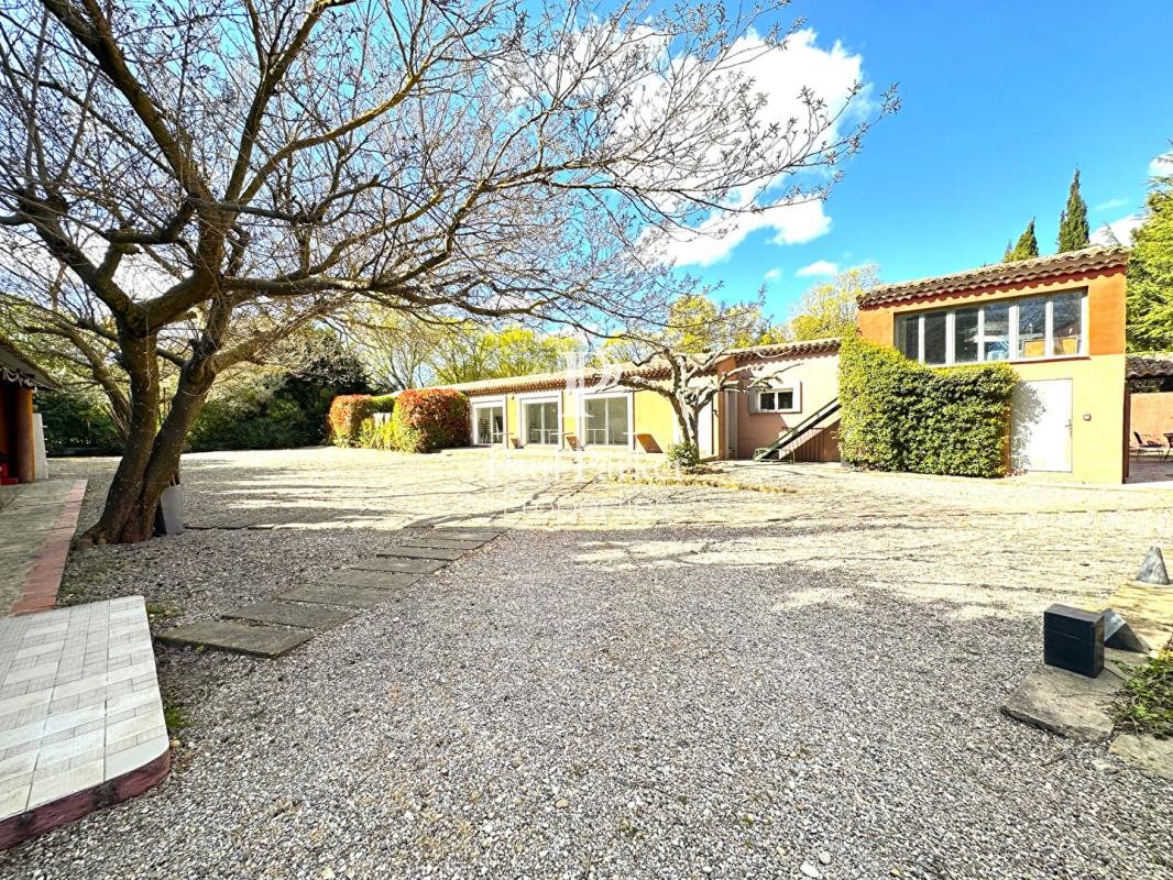 Maison à vendre, 400m², Grans