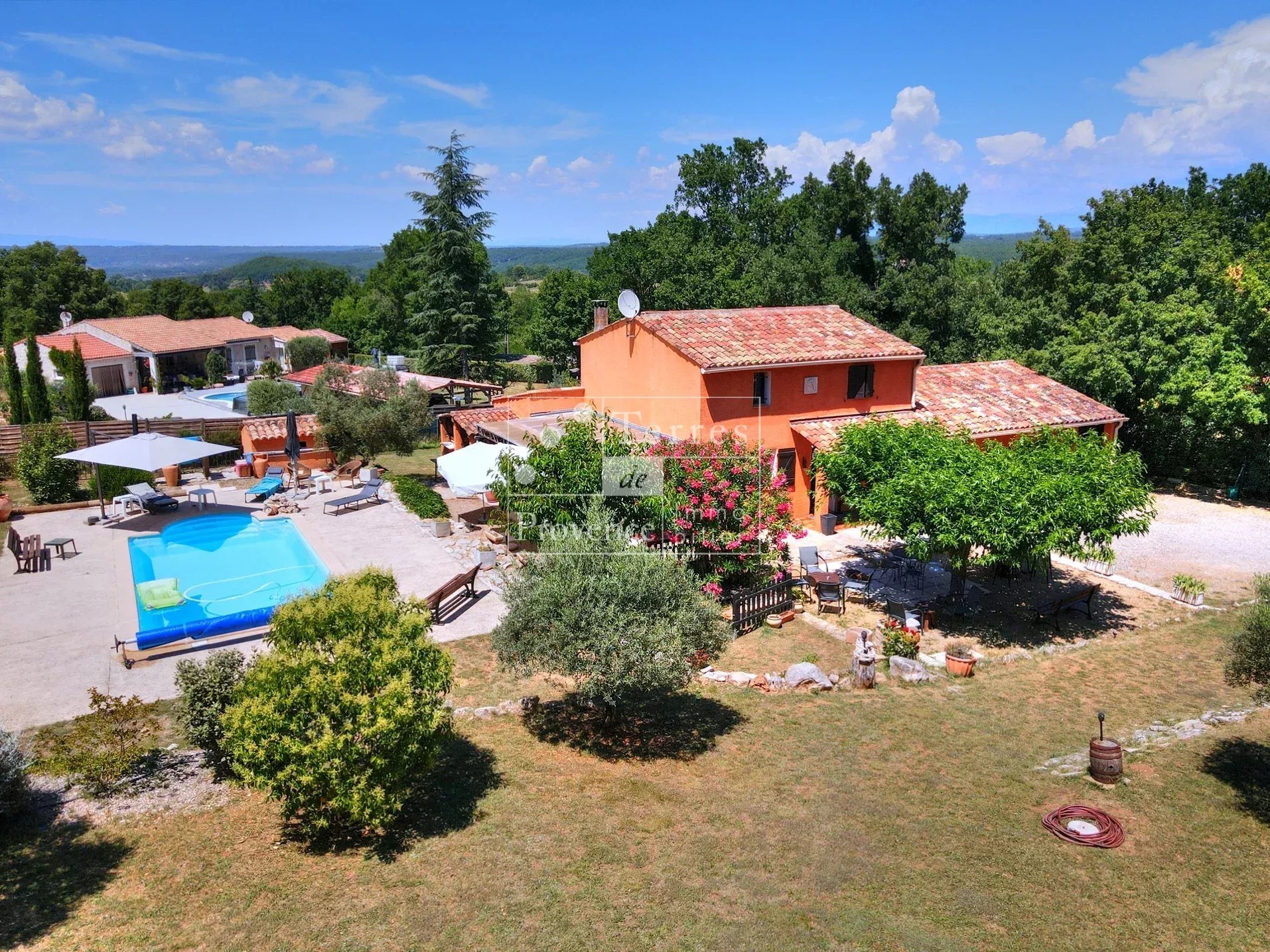 Maison à vendre, 129m², Montmeyan