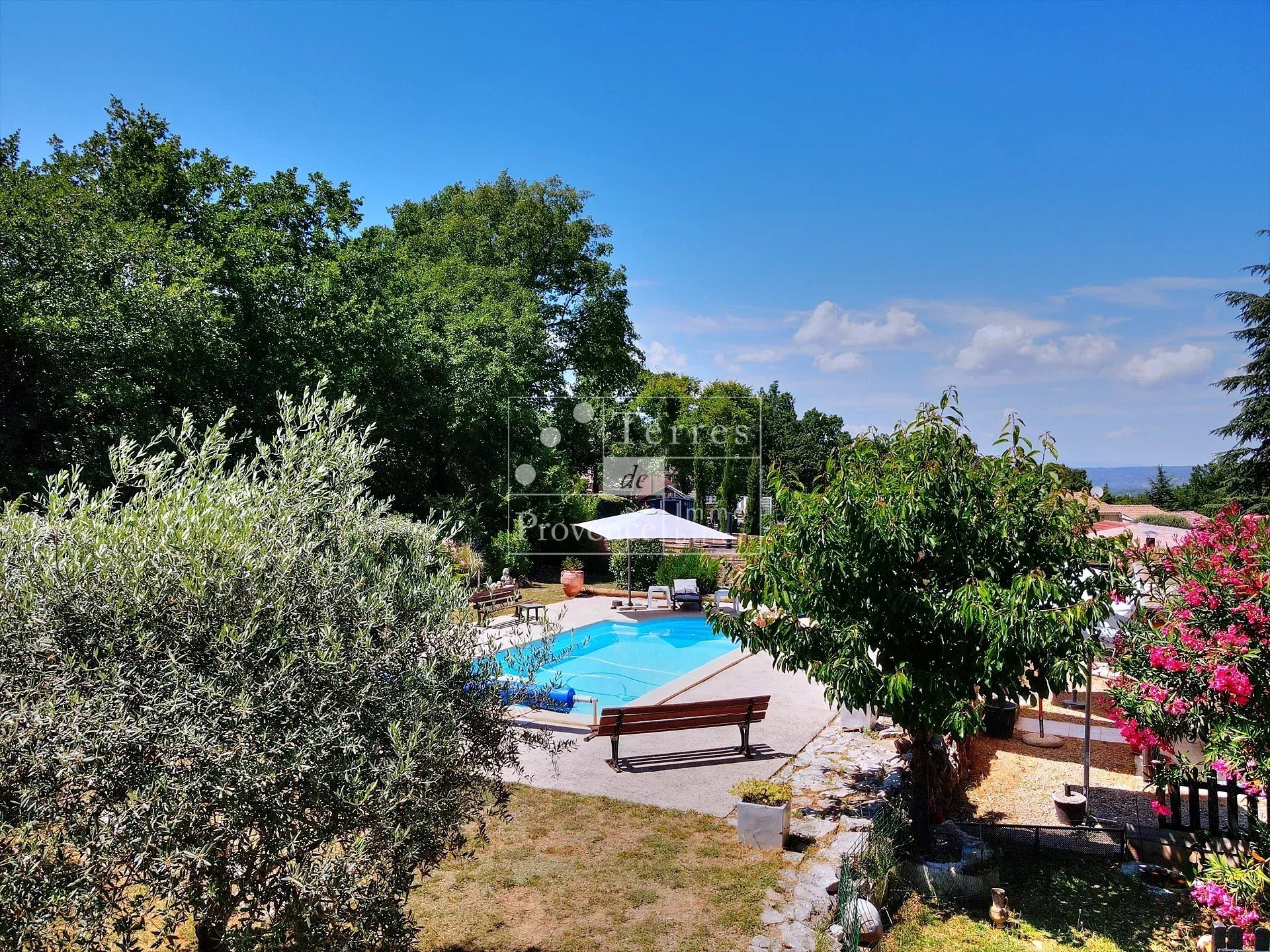 Maison à vendre, 129m², Montmeyan