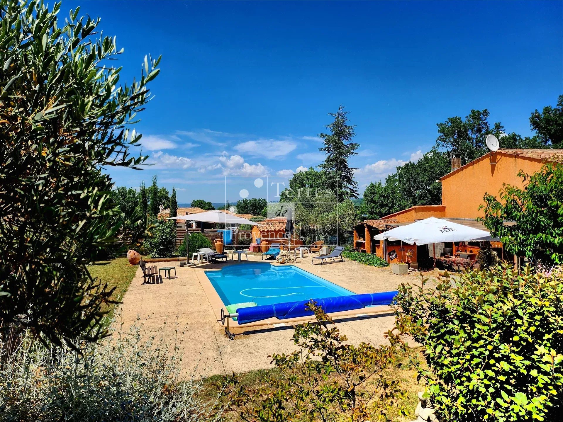 Maison à vendre, 129m², Montmeyan