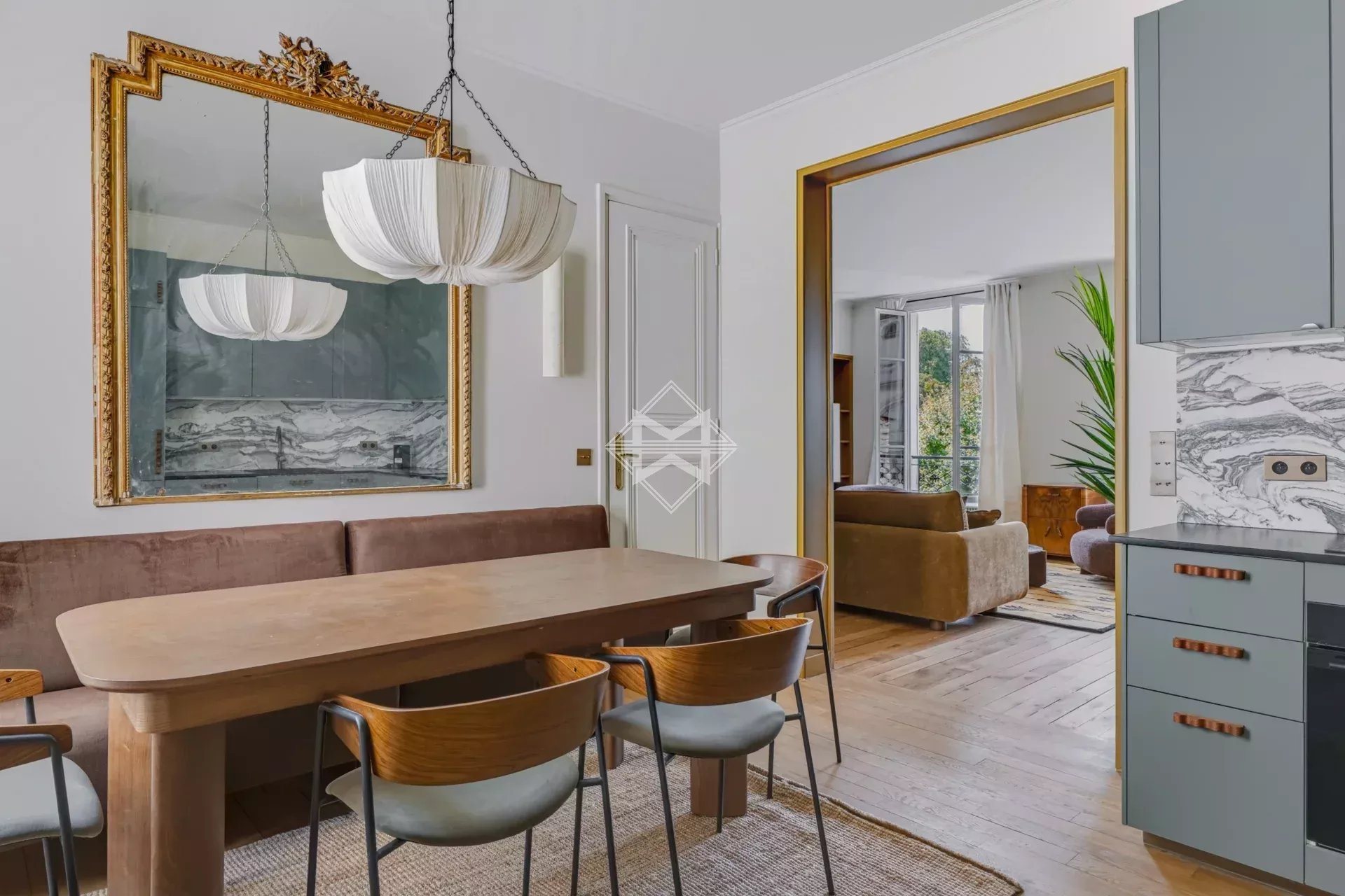 Appartement à louer, 83m², Paris 7ème