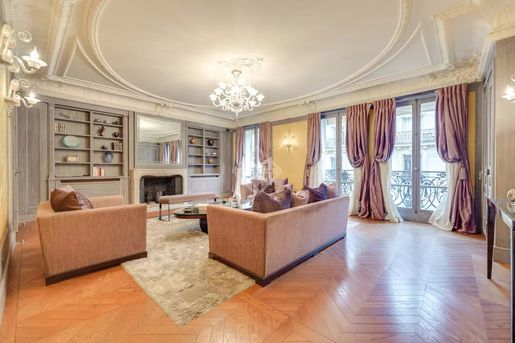 Appartement 5 pièces 125 m² · à Paris 8ème · 125 m² · 1 942 000 €